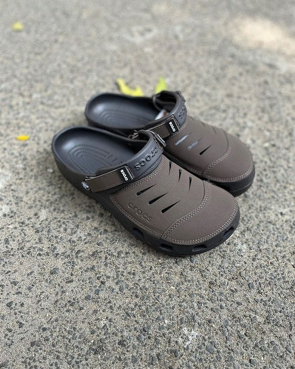 Crocs Yukon Vista Deep Brown Clogs