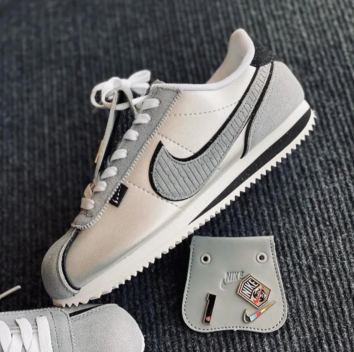 Nike Cortez White Silver Sneakers