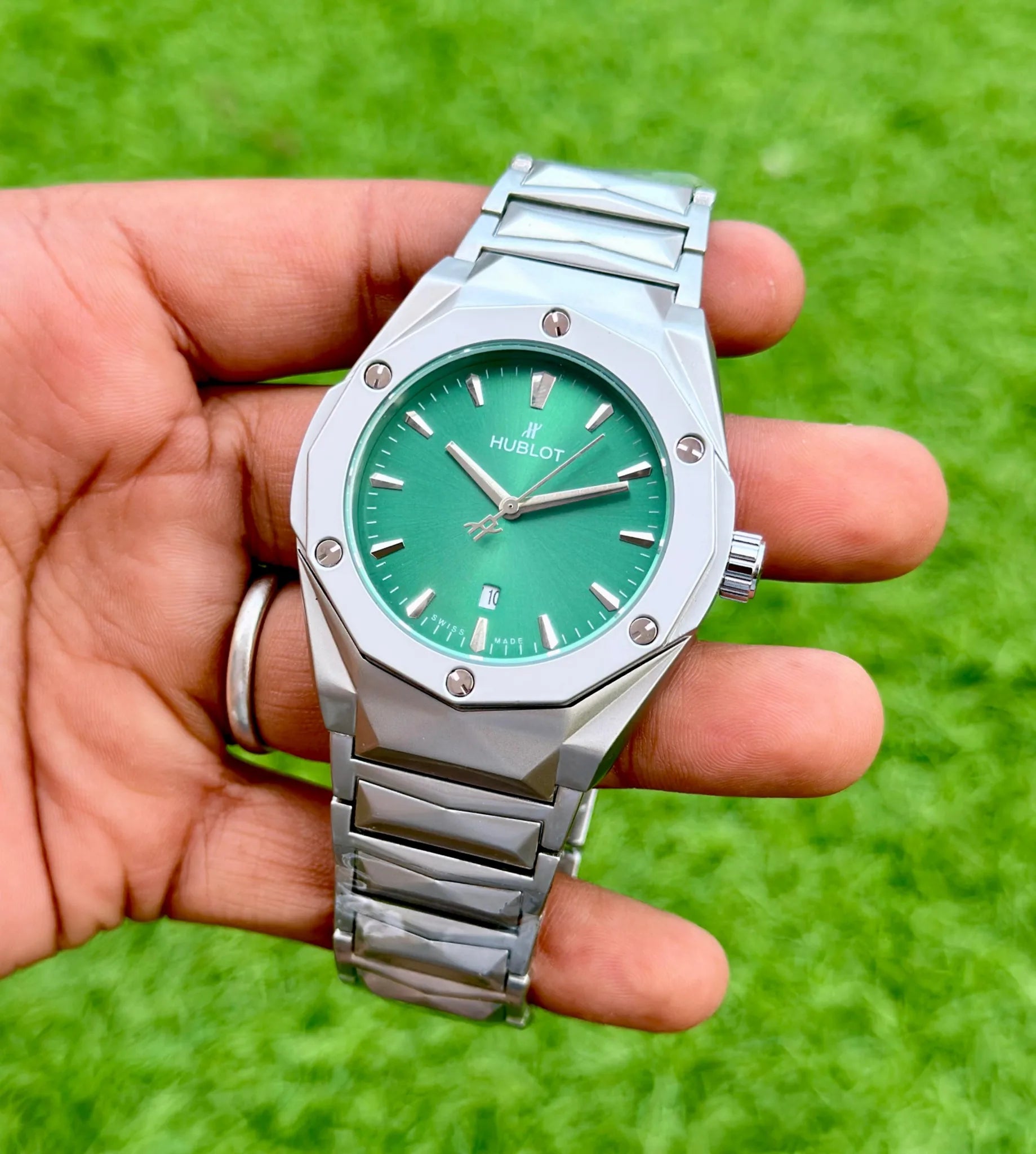 Hublot Big Bang Diamond Cut Green Dial
