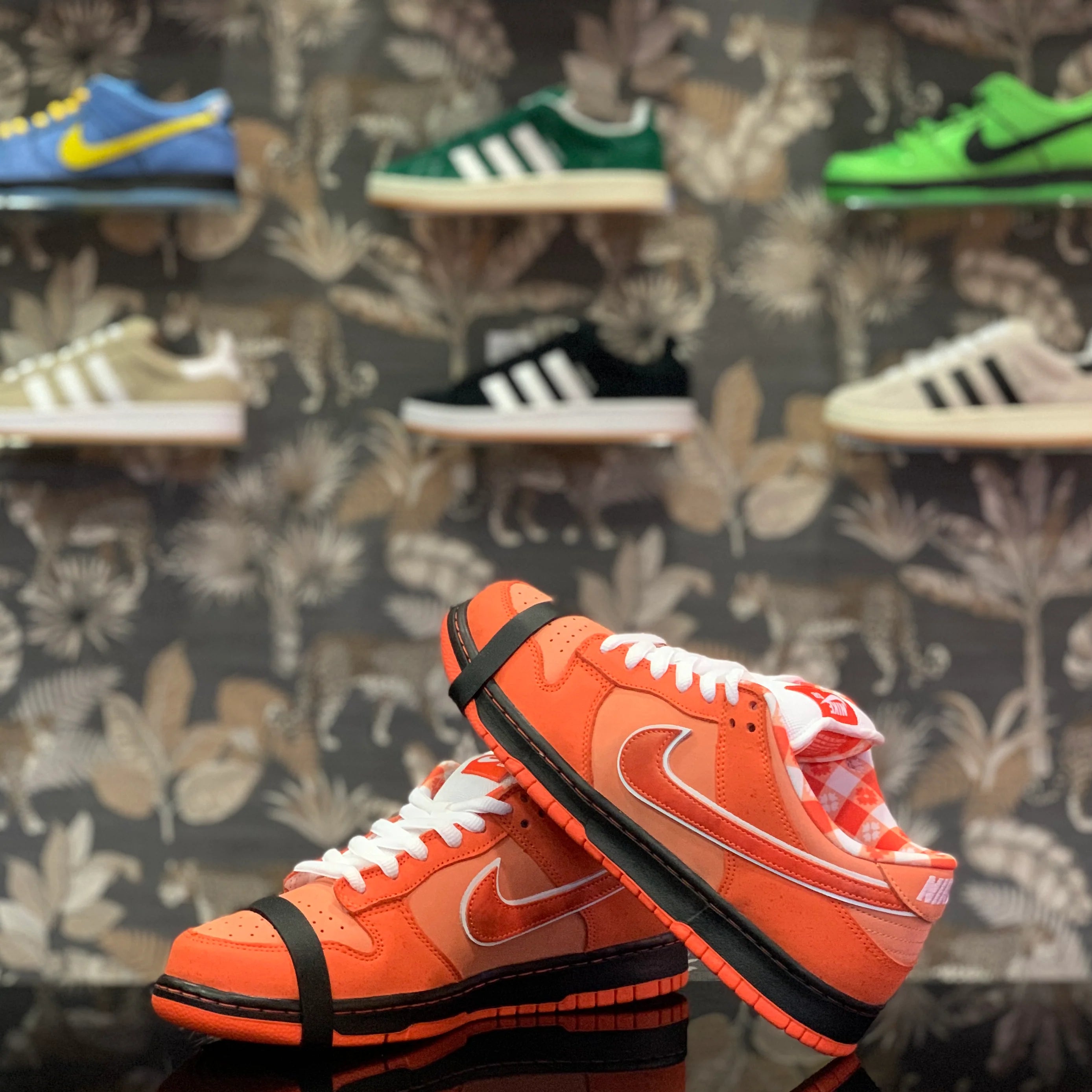 Nike SB Dunk Low Premium Casual Sneakers for Men