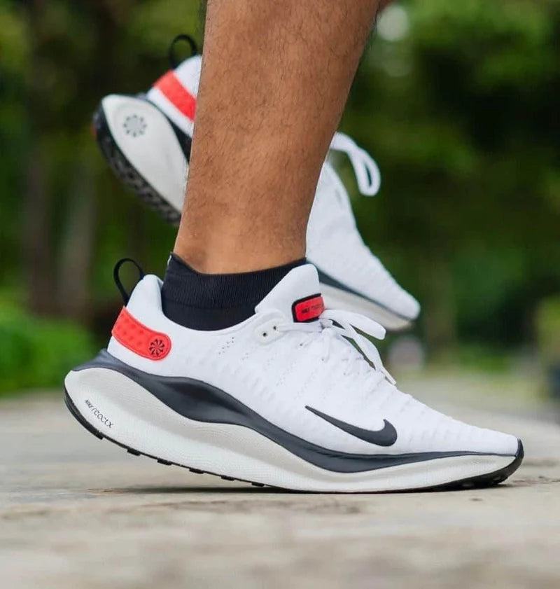 Nike Infinity Run 4 Running Shoes