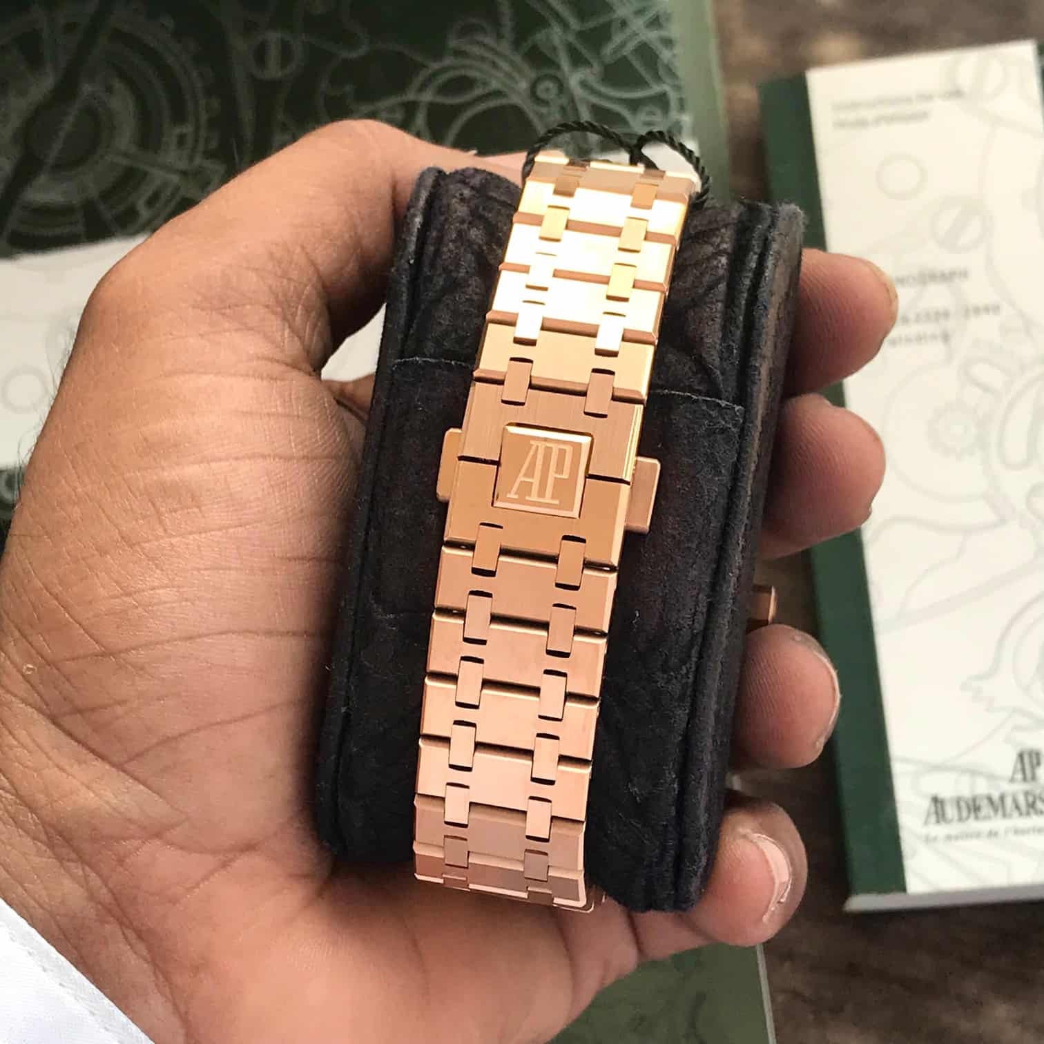 Audemars Piguet Royal Oak Offshore Rosegold Black Dial Metal Chain Swiss ETA 1:1 Automatic Movement Men’s Watch