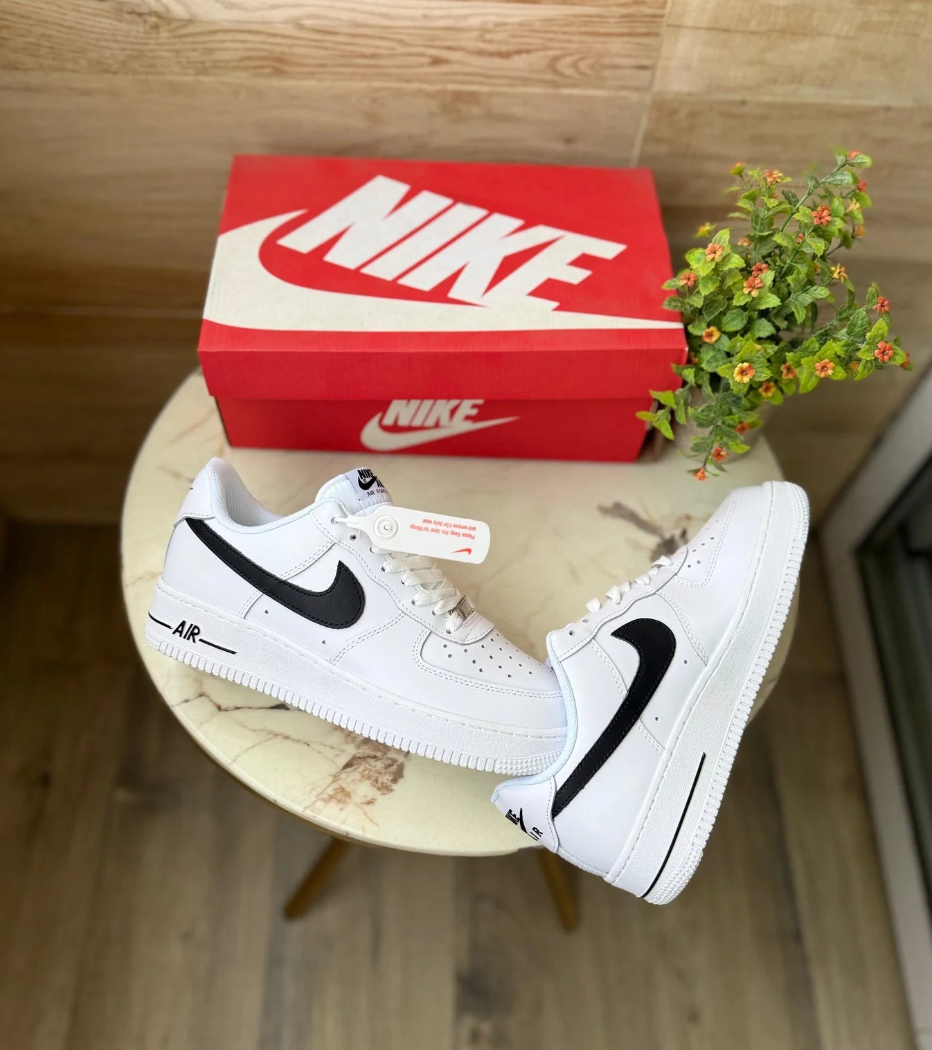 Nike Air Force Black Swoosh – Classic Design with Premium Comfort
