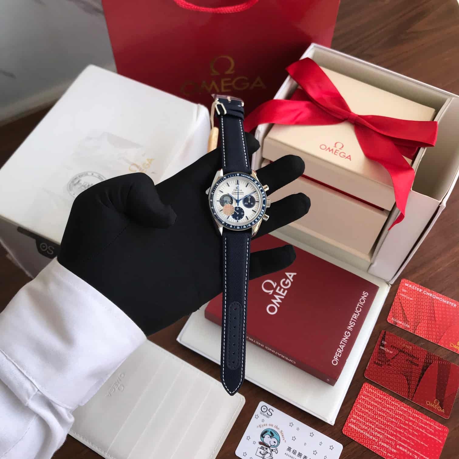 Omega Speedmaster Silver Snoopy Award 50th Anniversary Edition Swiss ETA Automatic Mens Watch