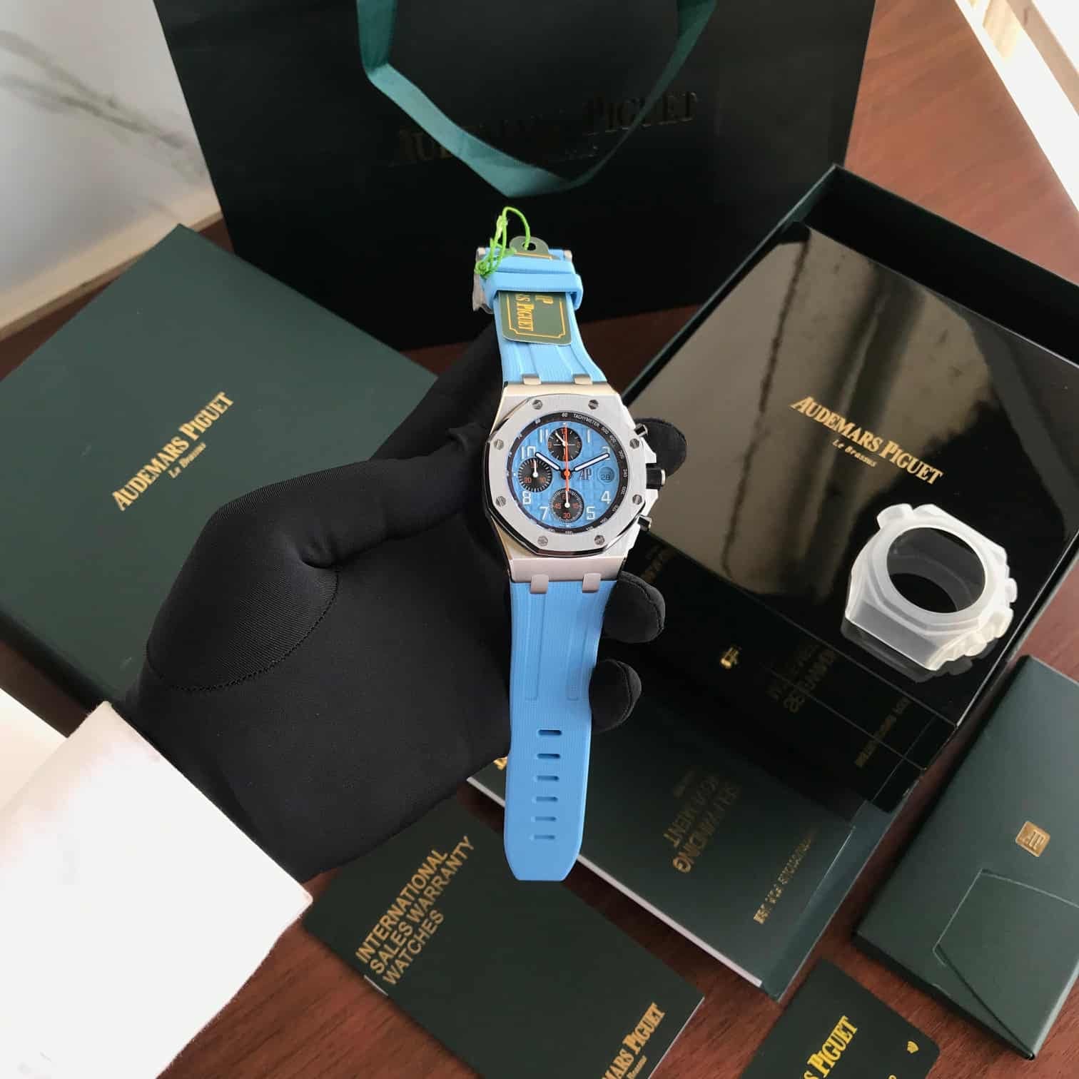 Audemars Piguet Royal Oak Offshore Complete Mint 42mm Swiss ETA