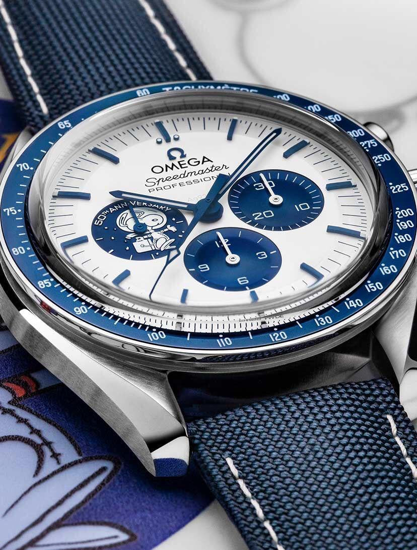 Omega Speedmaster Silver Snoopy Award 50th Anniversary Edition Swiss ETA Automatic Mens Watch