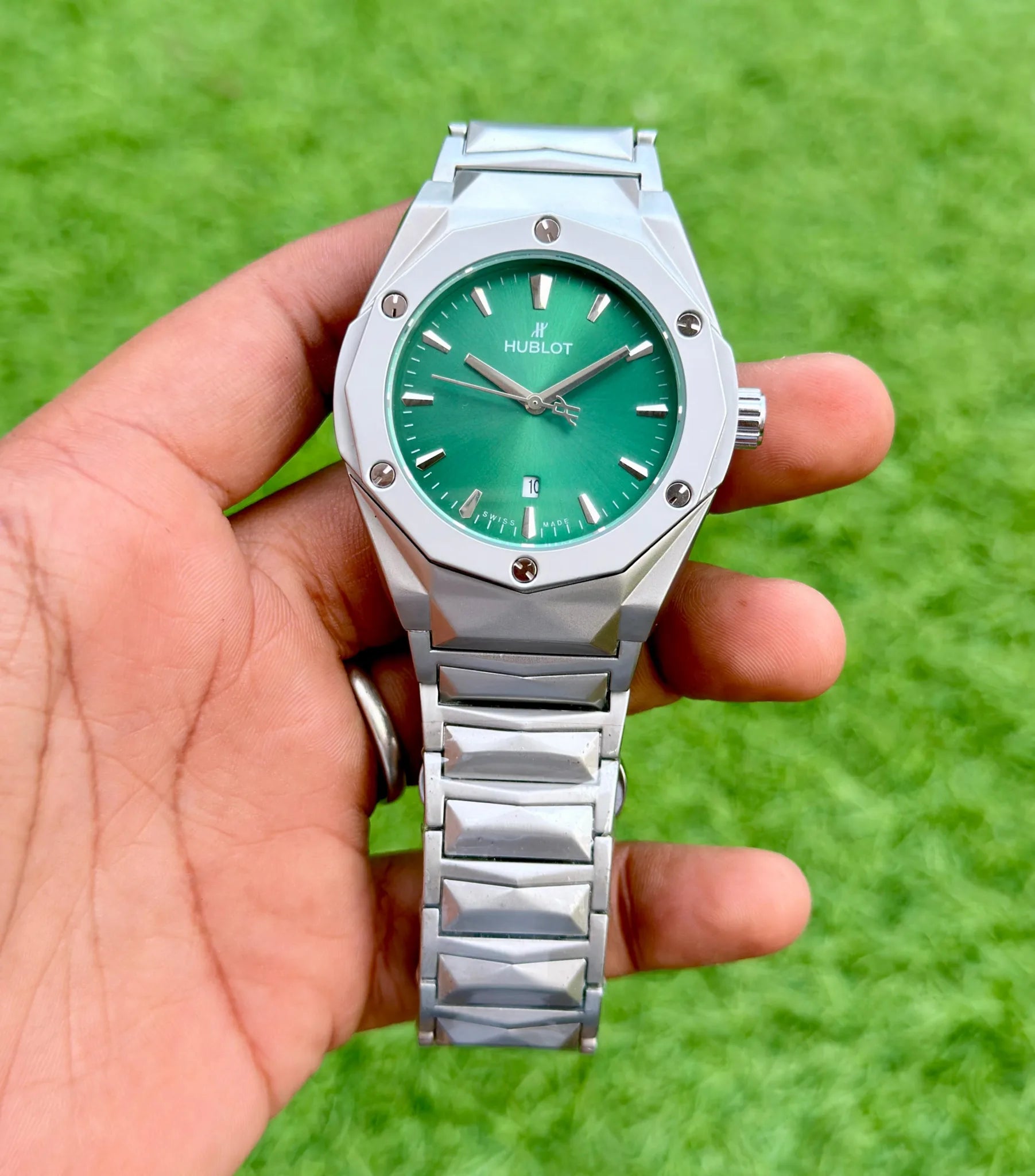 Hublot Big Bang Diamond Cut Green Dial