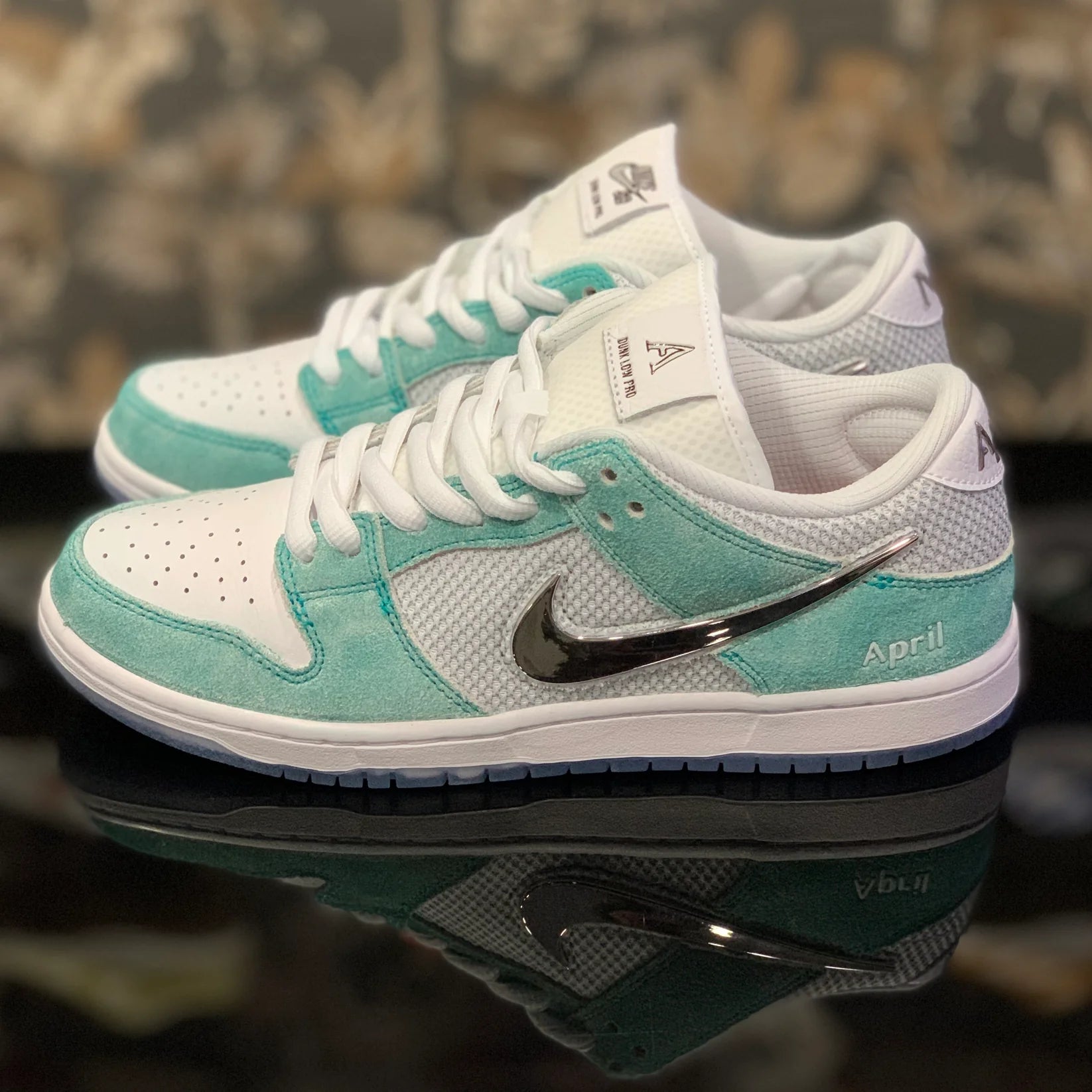Nike Air Jordan 1 Remake Sneakers
