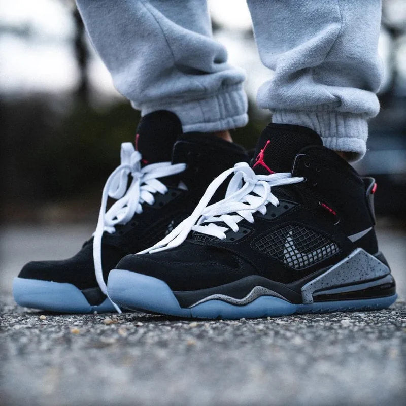 Nike Air Mars 270 Black Sneakers