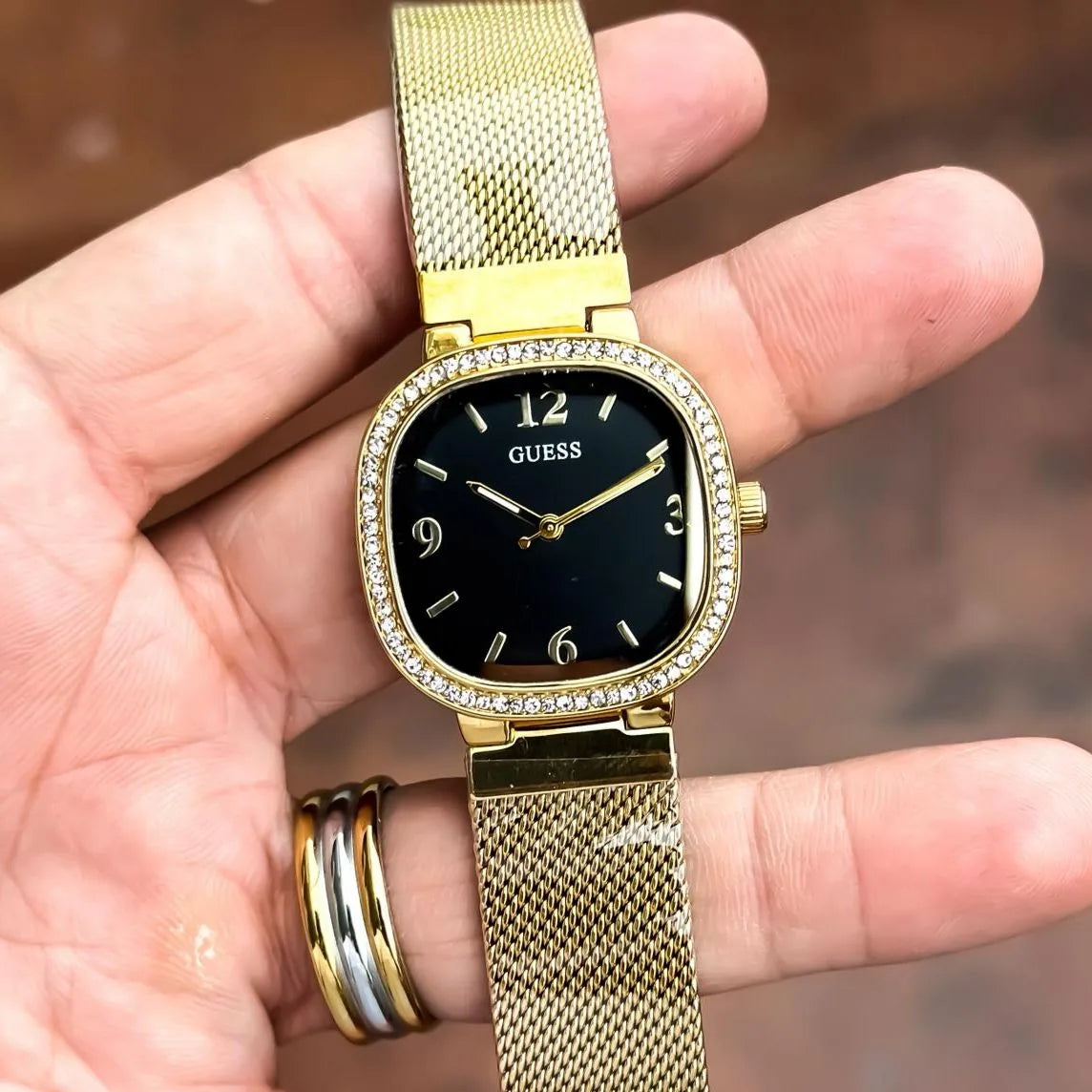 Guess women black dial
