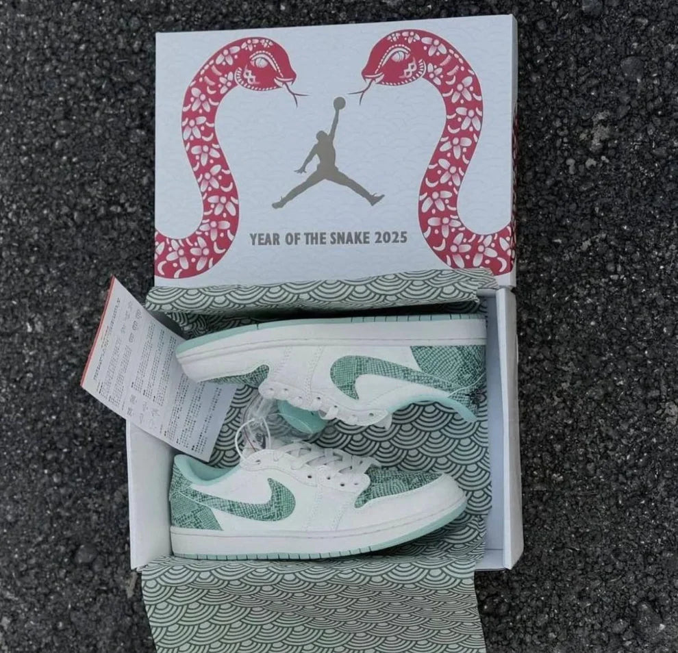 Air Jordans Retro 1 Snake – Showroom Quality Sneakers