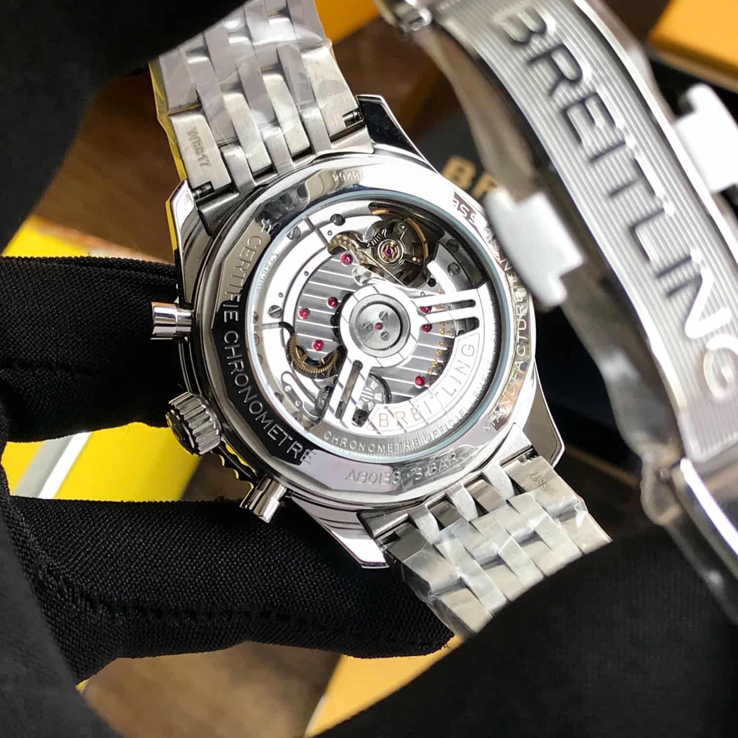 Breitling Navitimer B01 Chronograph’s Swiss ETA Premiums Mens Watch