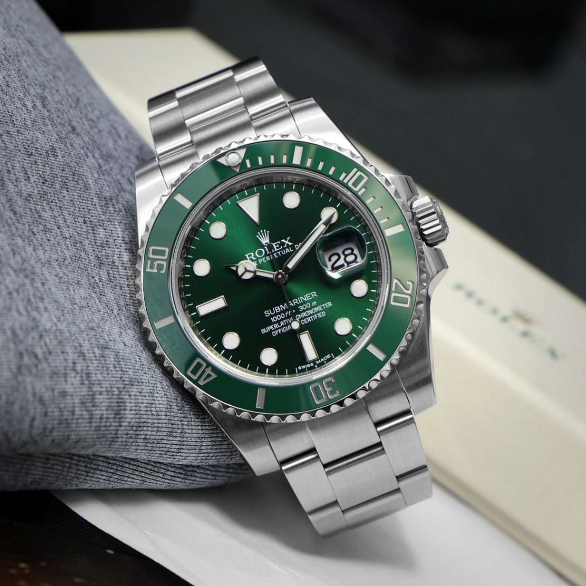 Rolex Submariner Hulk Edition Swiss ETA 1:1 Super Clone Automatic Mens Watch