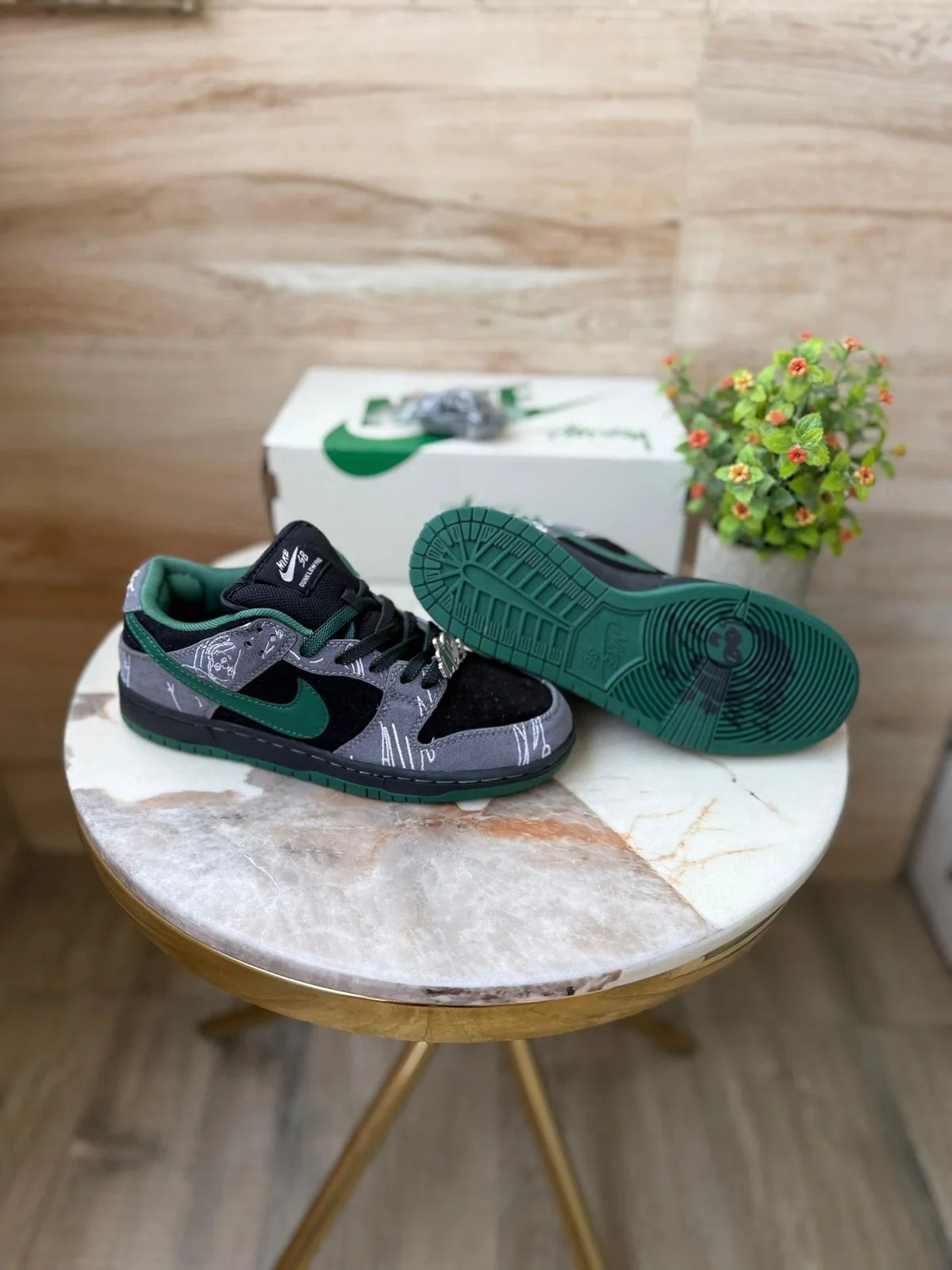Nike SB Dunk Skateboard Sneakers Black Grey Green