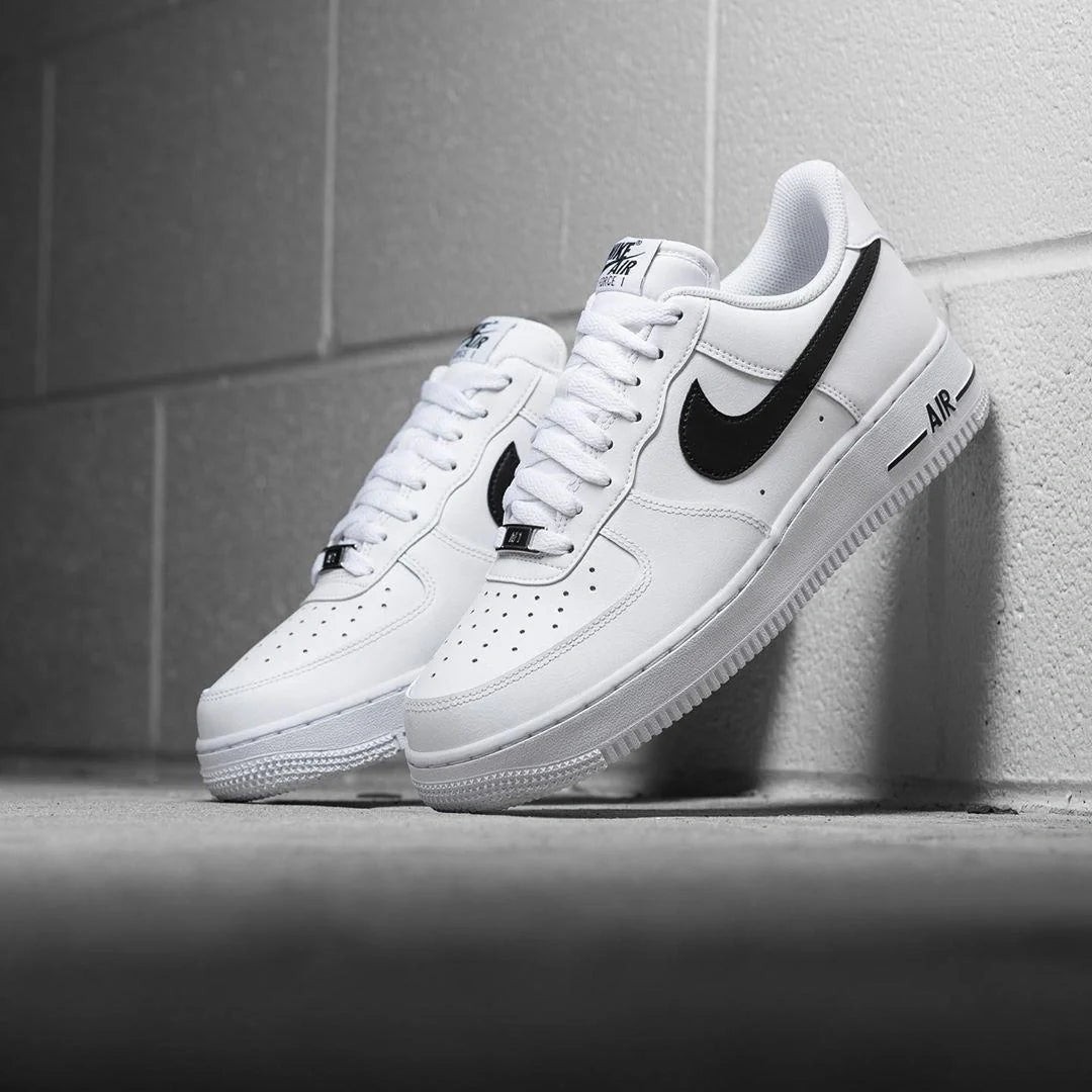 Nike Air Force Black Swoosh – Classic Design with Premium Comfort