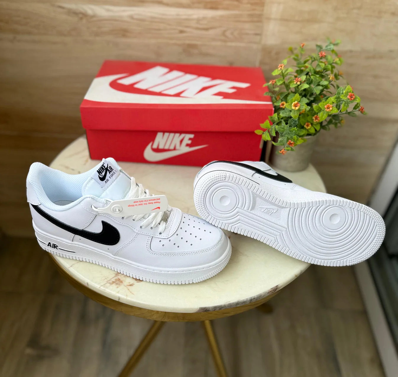 Nike Air Force Black Swoosh – Classic Design with Premium Comfort